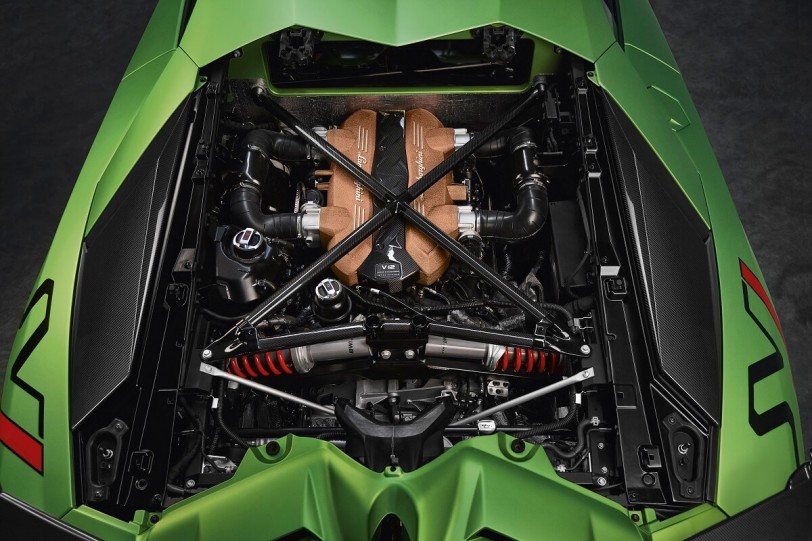 實力，詮釋非凡！Lamborghini V12，從經典到未來