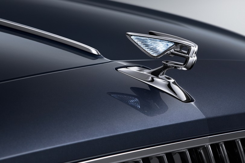 Bentley性能房車掌門人 第三代Flying Spur預計導入油電車款