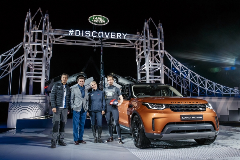 LAND ROVER循冒險之路，ALL-NEW DISCOVERY於巨型樂高塔橋全球首演登場