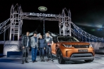 LAND ROVER循冒險之路,ALL-NEW DISCOVERY於巨型樂高塔橋全球首演登場