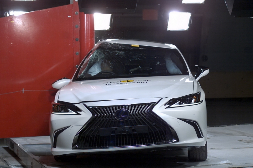 安全進階！Lexus新一代ES獲Euro NCAP五星認證