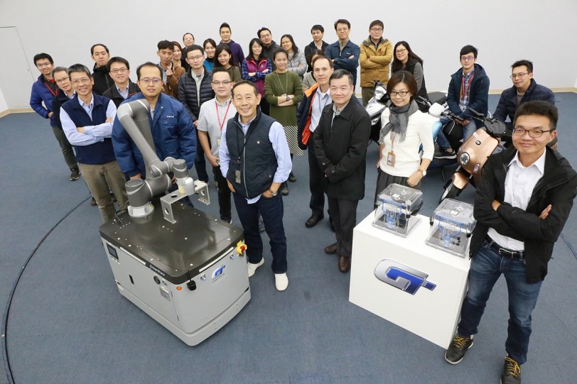 邁進工業4.0 的最佳夥伴 中華汽車旗下品牌綠捷(GreenTrans)無軌導引式移動機器人 獲台灣精品獎肯定