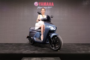 Gogoro的同父異母兄弟 Yamaha EC-05讓電動機車也能為所欲為