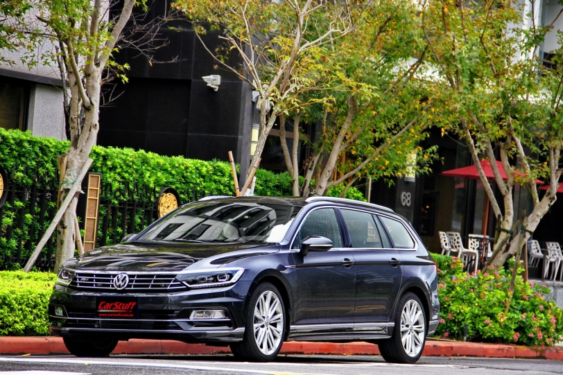全能跑旅大顯身手!Volkswagen Passat Variant 380 TSI R-Line Performance試駕報導