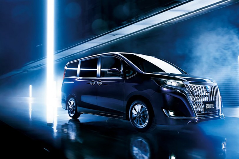 Toyota 唯一五字頭豪華中型 MPV Esquire 將於 12 月停產、整併於 Noah/Voxy 當中