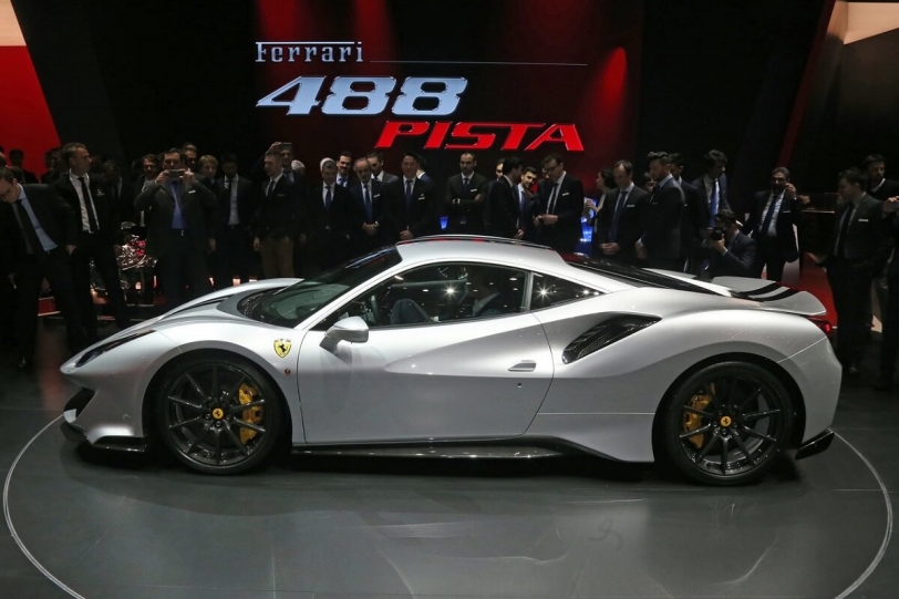 透過Ferrari 488 Pista Fiorano賽道測試影片 來了解它比488 GTB強在哪裡？