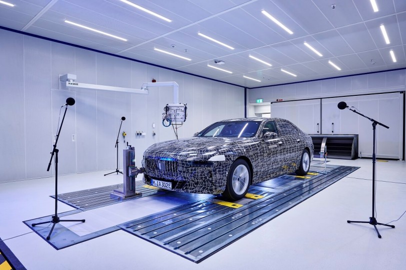 BMW i7進行了聲學測試，來獲得最高水準的行駛舒適