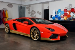 Lamborghini Aventador Miura Homage限量版 向Miura致敬