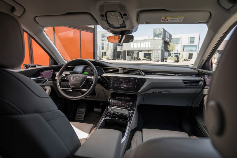 Audi釋出e-tron Prototype內裝細節