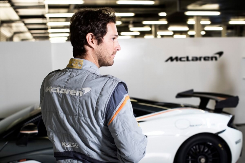 McLaren與Sparco合作推出超輕量賽車服