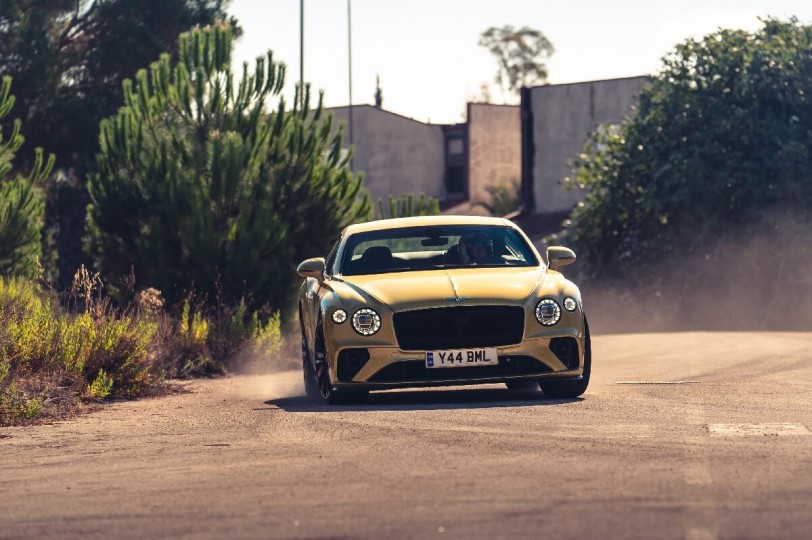 Bentley隆重鉅獻「Continental Drift」飄移秀！展現新Continental GT Speed的能耐