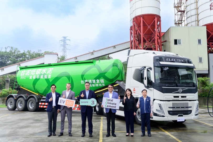 擴大布局綠色物流 台灣通運引進VOLVO電動曳引車   台泥低碳水泥運送改採電動曳引車 減碳32%