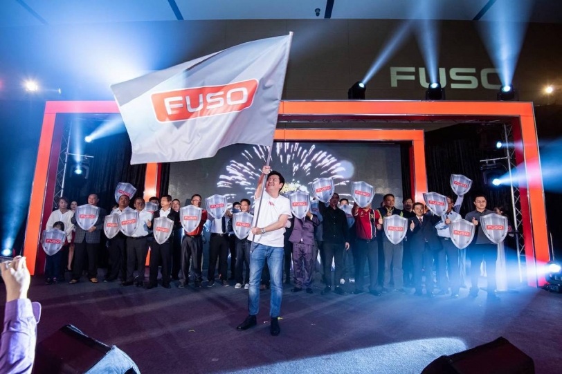 FUSO蟬聯27年3.5噸商車及總巿場銷售冠軍 全方位產品與服務網路 深耕成績難以撼動