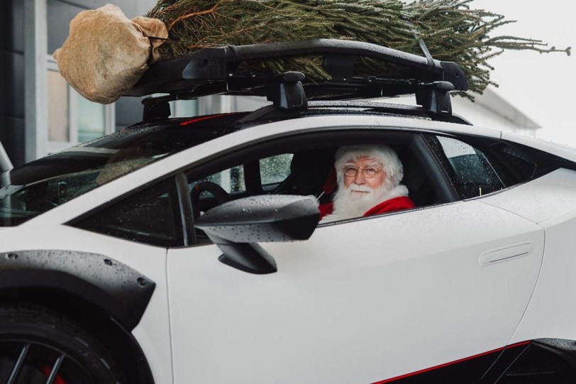 Lamborghini為聖誕節日做準備，推出獨家禮品指南