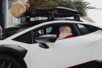 Lamborghini為聖誕節日做準備，推出獨家禮品指南
