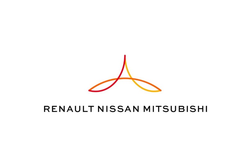 Renault-Nissan-Mitsubishi Alliance 全面重組，雷諾日產雙方保留 15% 股份、日產進一步投資新電動汽車公司