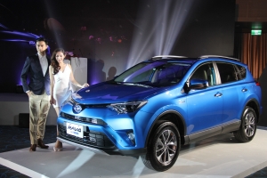 今年最後衝刺，日本原裝進口2016 All New RAV4，再度以國產車價投入市場