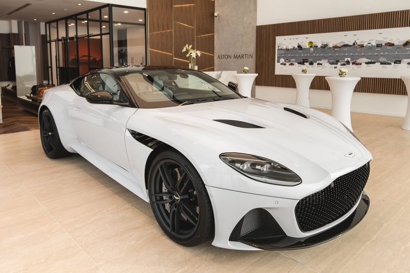 Aston Martin旗艦DBS Superleggera強勢回歸，在台上市！DB11 AMR成為在台販售V12車款標準規格