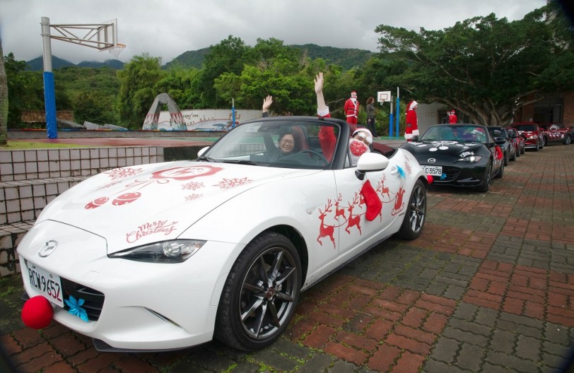 台灣馬自達「Hi MAZDA Santa」聖誕活動溫馨送暖 用心陪伴 讓孩子們心中的太陽持續閃耀