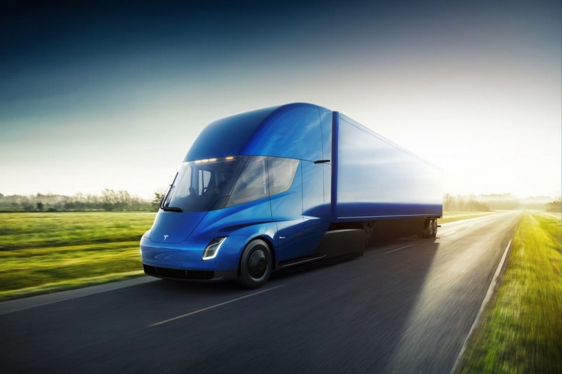 超長行駛里程足夠貨車使用，Tesla Semi擁有965km續航里程