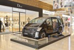 未來之星 新世代層峰人仕商務座車 HYUNDAI旗艦商旅STARIA CEO微風信義快閃登場