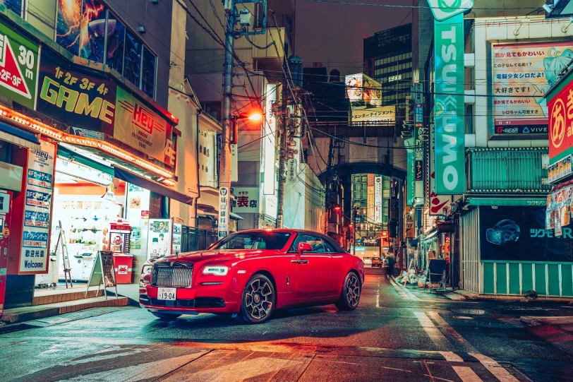 Rolls-Royce推出以東京為主題的攝影展：Black Badge: Tokyo After Hours