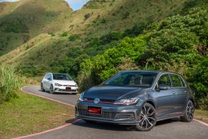 新秀後起,挑戰王者!Volkswagen Golf GTI Performance VS GTI Clubsport