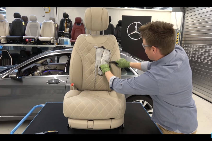 好奇心毀了一張椅子，來看看Mercedes-Benz S-Class椅子裡面藏著什麼東西