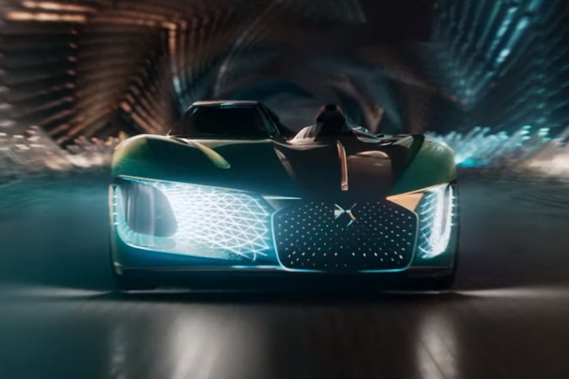 不對稱式千匹鷗翼電動跑車，DS X E-TENSE描繪2035年汽車應有的樣貌