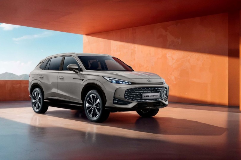 MG在英國推出新世代HS入門版混合動力車型：HS Hybrid+