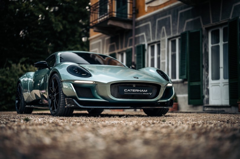 Caterham 與台灣電池技術先鋒 行競科技攜手合作 全新純電跑車將採用 CTP 浸沒式冷卻電池技術