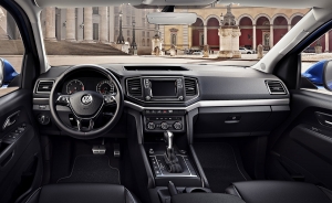 有如房車般舒適，新款VW Amarok內裝首度公開