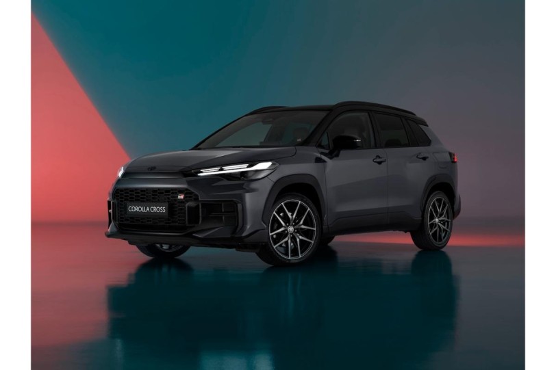 專屬前後大燈與內裝設計、全新 GR SPORT 式樣，Toyota Corolla Cross 歐規中期改款亮相！