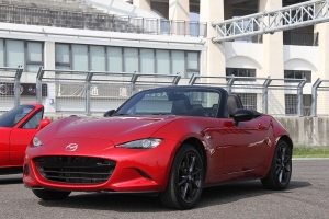 MAZDA New MX-5 重量級登場大鵬灣，主查山本修弘親自解說