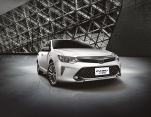 New Camry Hybrid/2.0L汽油版全新上市