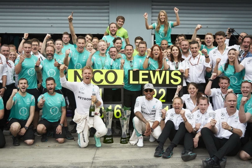 極速制霸銀箭雙雄征服F1最速賽道，Mercedes-AMG PETRONAS再次包辦冠亞軍
