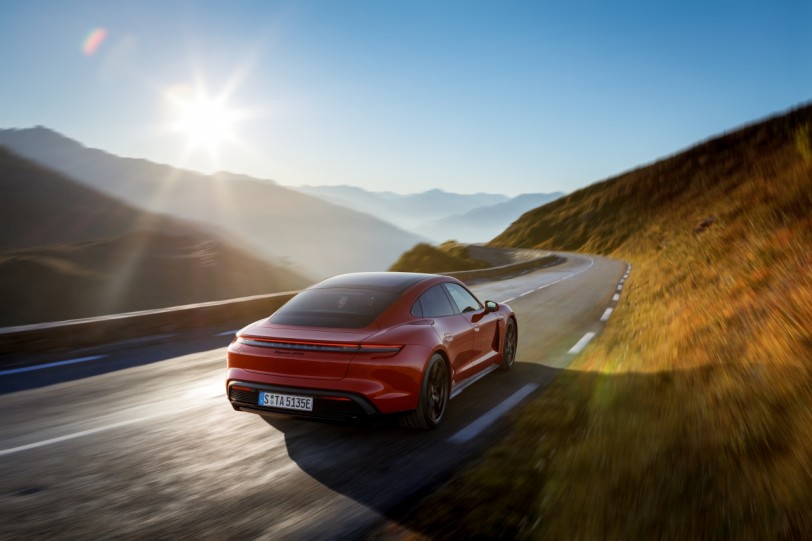 2022第一季銷售報酬率成長18.2%，Porsche 營業額和營業利潤雙雙成長