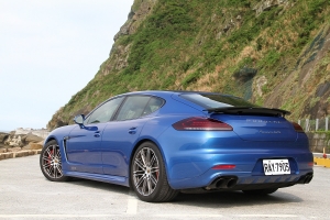 Porsche Panamera GTS 既能熱血 亦可平靜