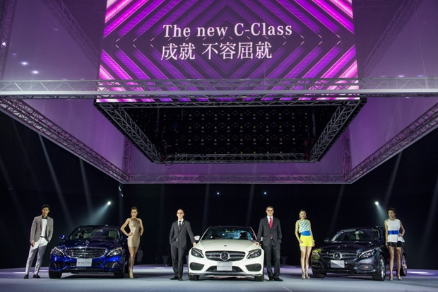 Mercedes-Benz C-Class挑戰國際發表規格  首創虛擬環景影音演繹前衛科技