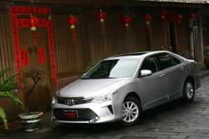 Toyota汽車捐贈全台灣小學4萬4千套交通導護裝備