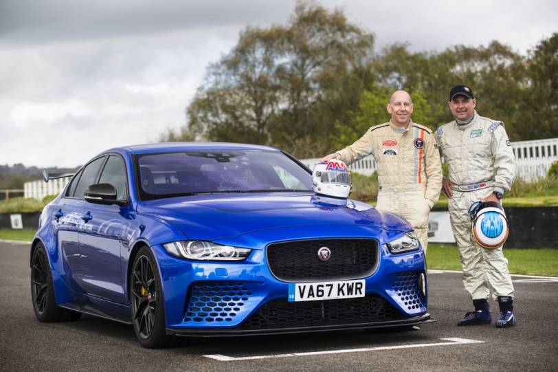 Jaguar XE SV Project 8量產前最終測試！傳奇利曼車手親試最強獵豹給你看