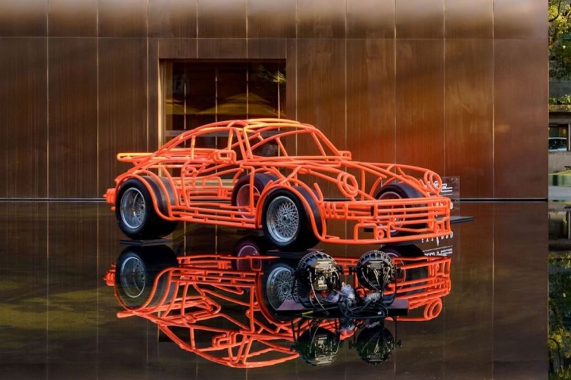 一次性Porsche 934裝置藝術在Collecting Cars拍賣會上以20.1萬英鎊的價格售出