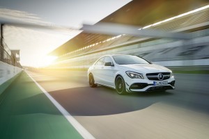 7月底前入主A-Class、CLA或CLA Shooting Brake,加贈《STAR WARS: 原力覺醒》電影交響音樂會門票!