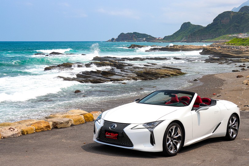 與風同行的暢快淋漓，2021 Lexus LC500 Convertible