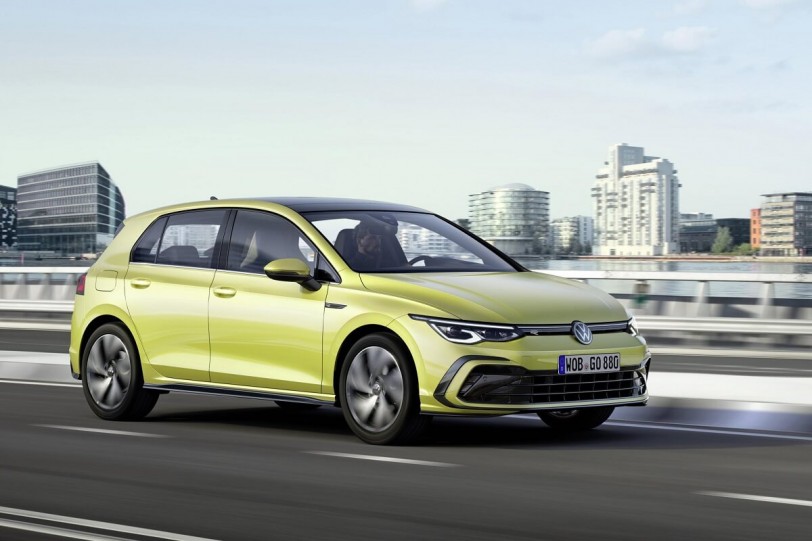 Volkswagen 8代Golf R-Line與eTSI輕度Hybrid車型已於國外開放訂購