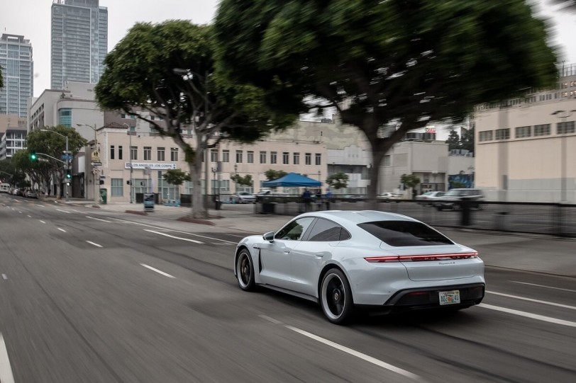 Porsche Taycan的驚人細節：新年式將引入更先進的技術