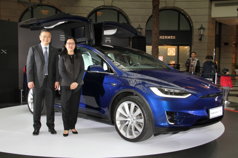 Tesla Model X登台！404.3萬起入主高性能電動休旅