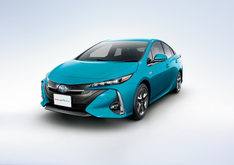 大幅降價22萬，Toyota PRIUS PHV 2020 年式樣全新改款 137.9 萬起單一規格 5人座登場