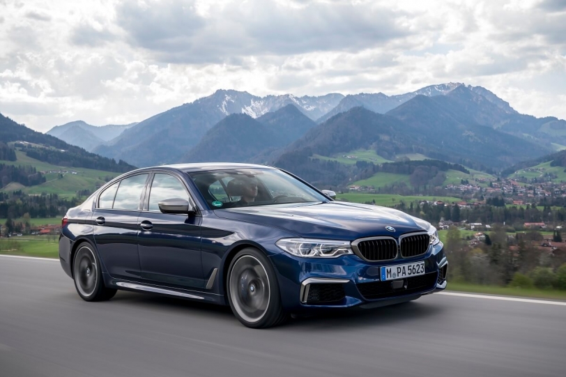 BMW V8戰將M550i xDrive同級對手點將錄！
