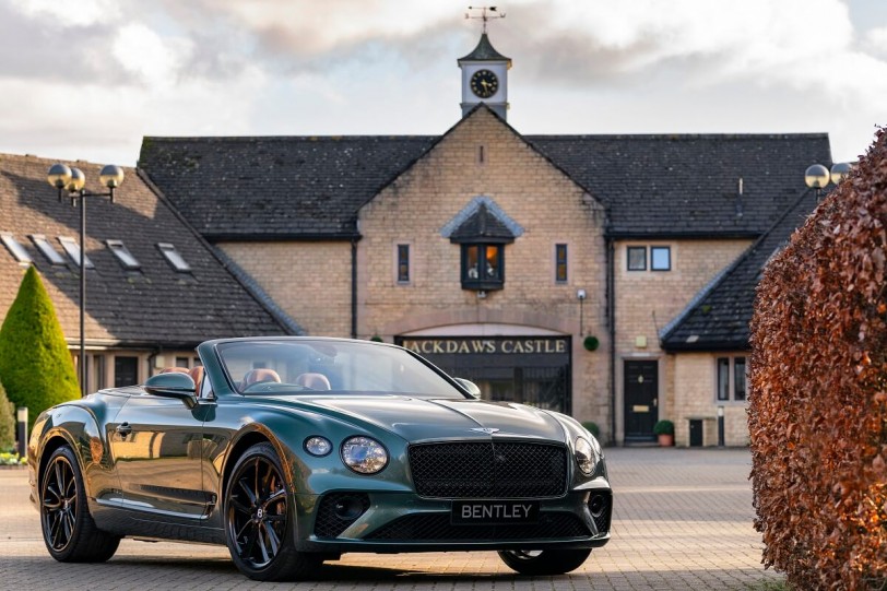 Bentley以馬術為主題推出定制版Continental GT Convertible Equestrian Edition
